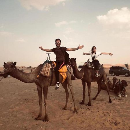 Camel Trekking Desert Camp เมอร์ซูกา ภายนอก รูปภาพ
