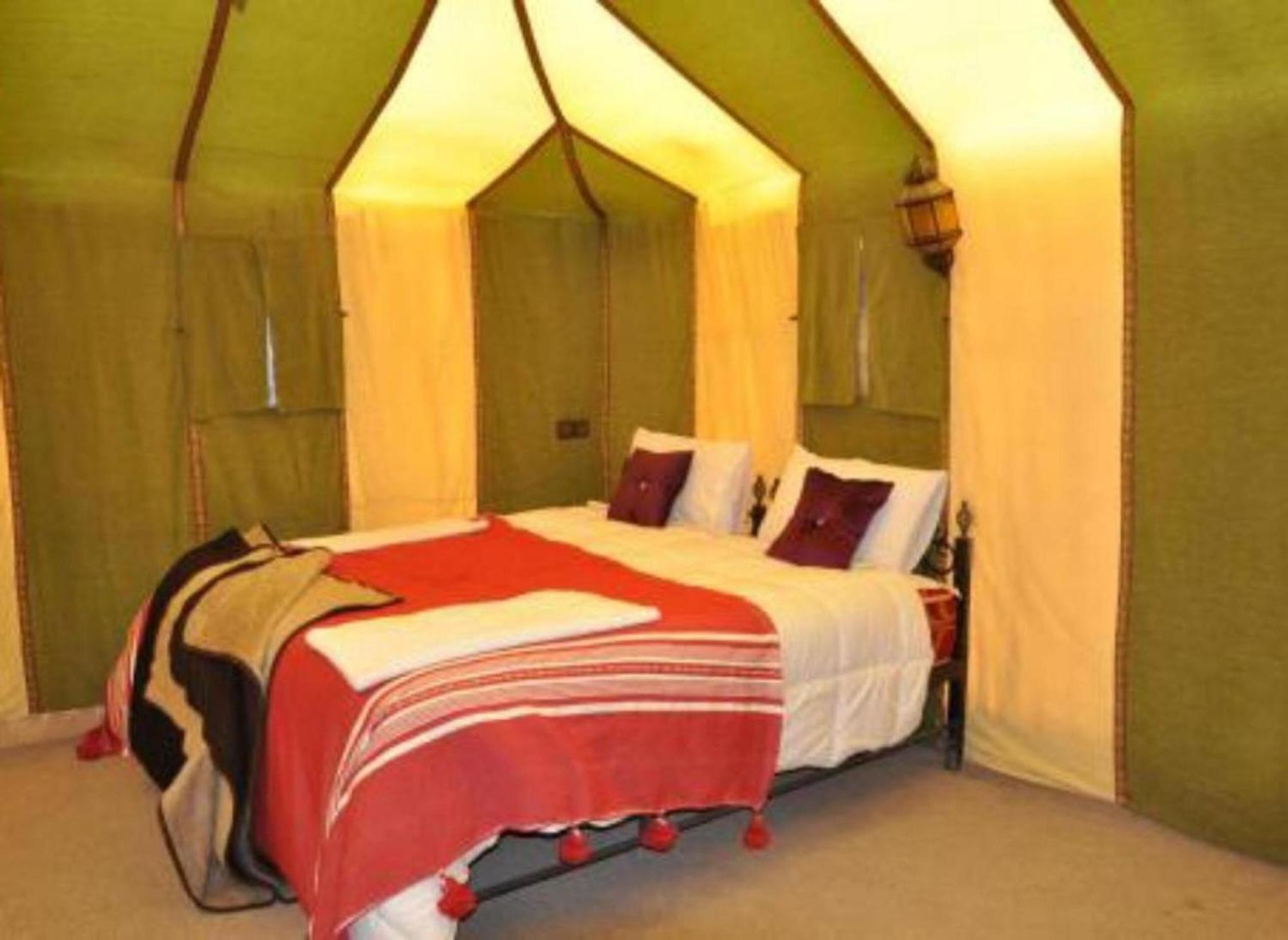 Camel Trekking Desert Camp เมอร์ซูกา ภายนอก รูปภาพ