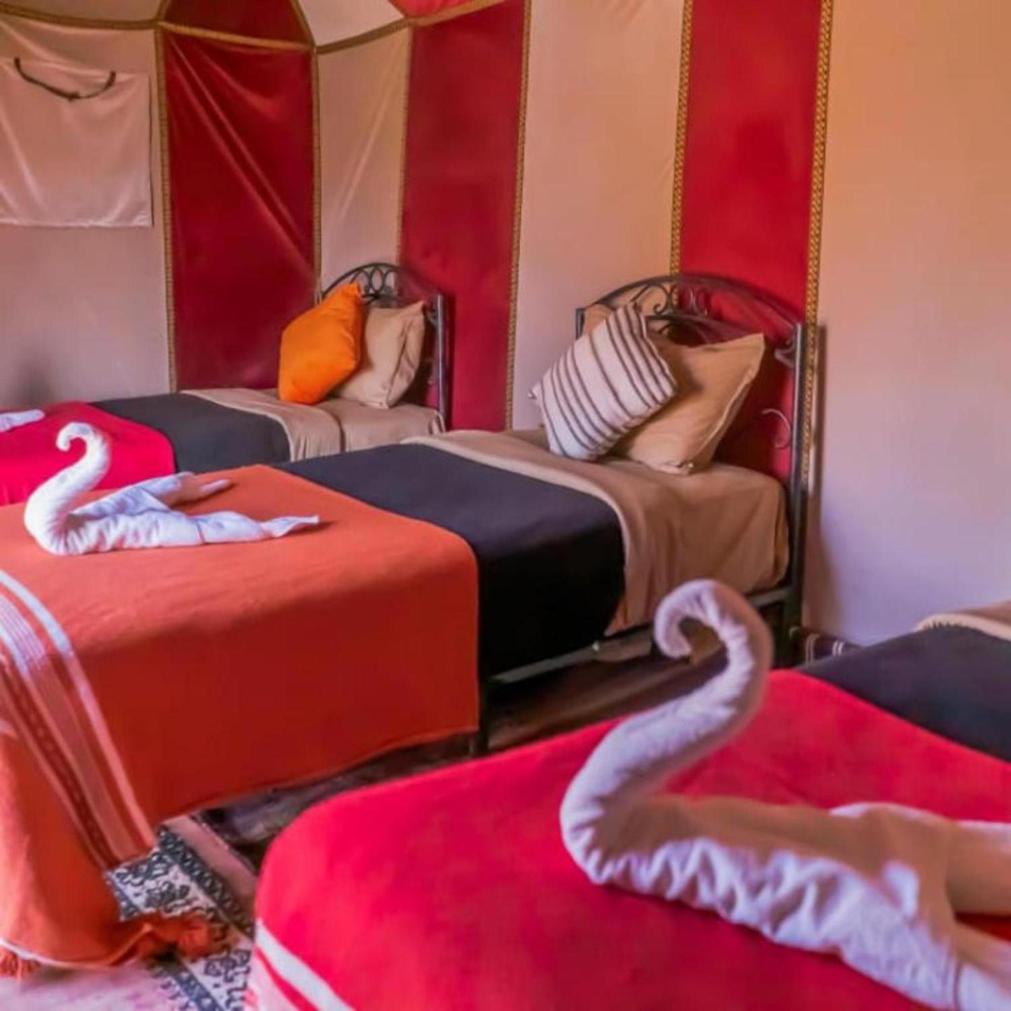 Camel Trekking Desert Camp เมอร์ซูกา ภายนอก รูปภาพ