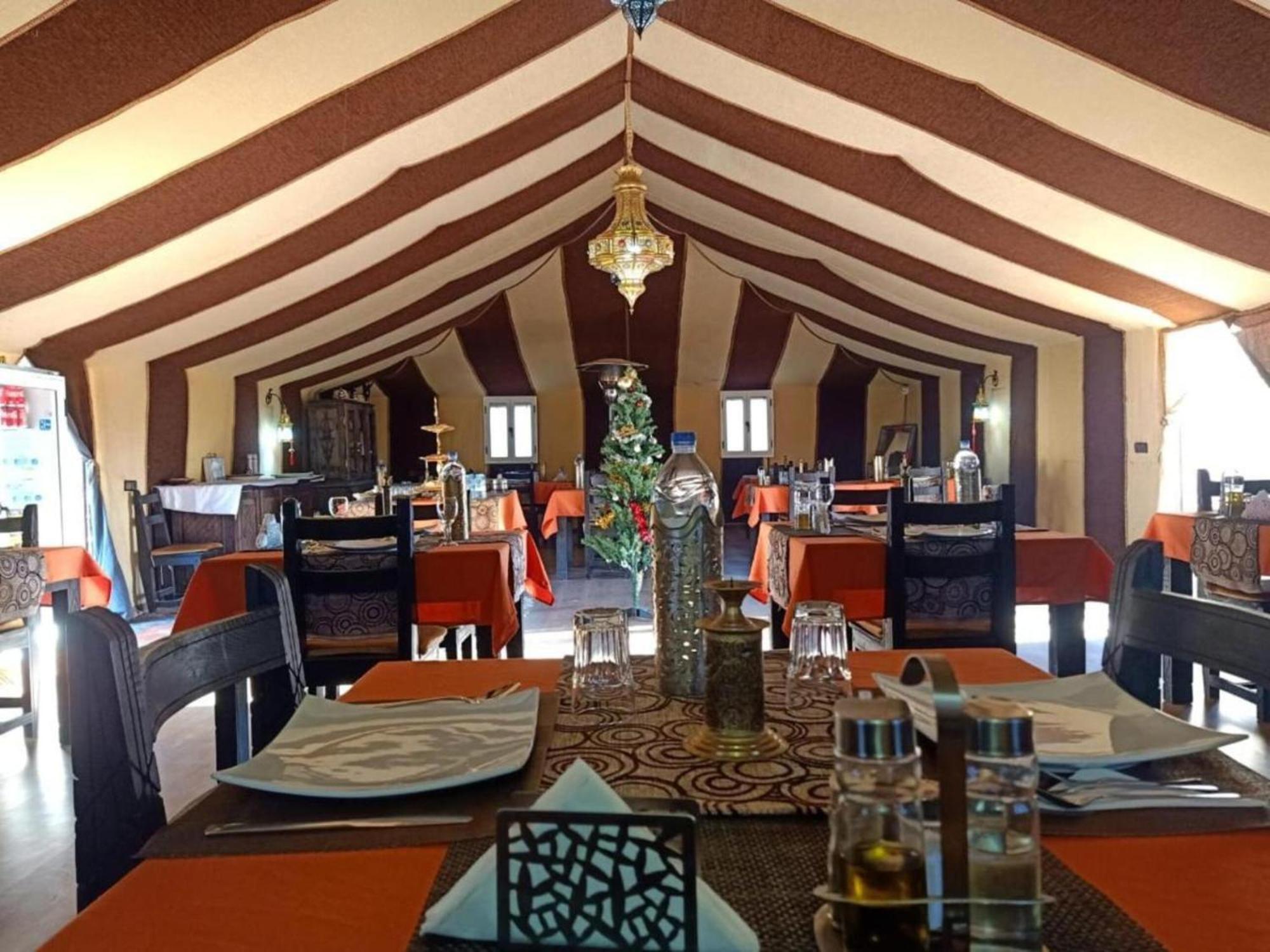 Camel Trekking Desert Camp เมอร์ซูกา ภายนอก รูปภาพ