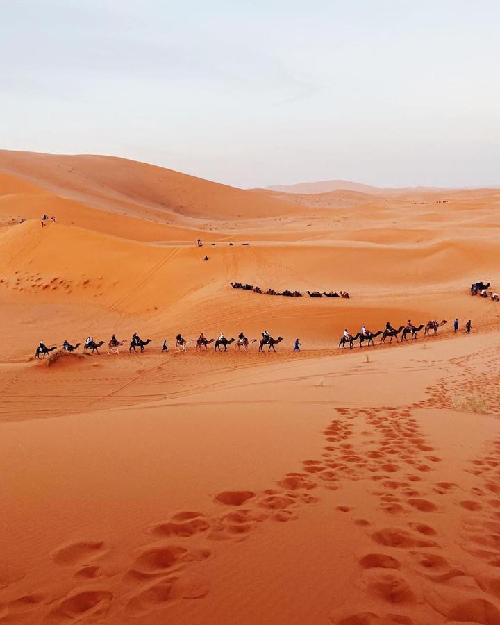 Camel Trekking Desert Camp เมอร์ซูกา ภายนอก รูปภาพ